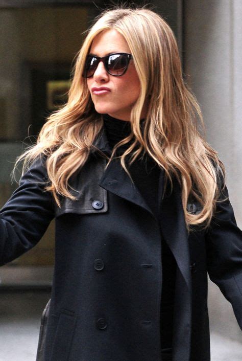 13 Best Jennifer Aniston Wearing Sunglasses ideas | jennifer aniston ...