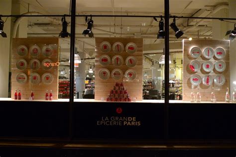 Vitrine Grande Epicerie du Bon Marché Paris juillet 201 Flickr