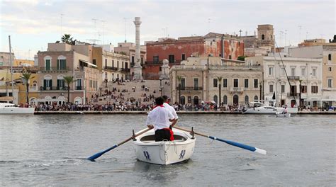 BrindisiSera It Il Palio DellArca Di San Teodoro La Gara Sugli