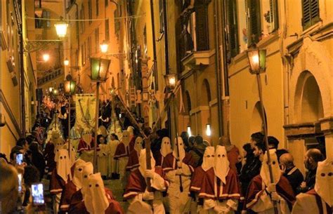 Chieti Tutto Pronto Per La Storica Processione Del Venerdi Santo