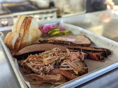 The 10 Best BBQ in Cleveland, Ohio