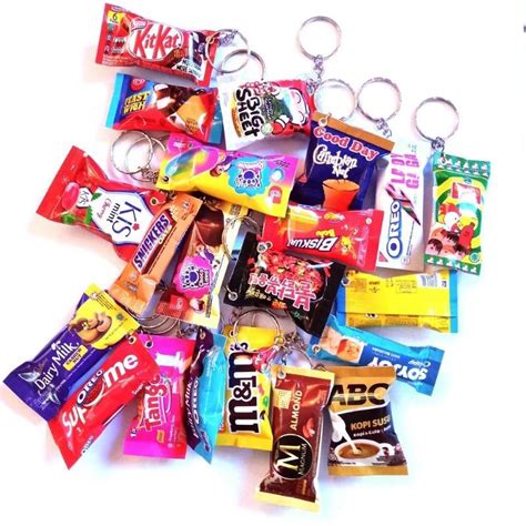 Jual GK18 Gantungan Kunci Snack Mini Random Shopee Indonesia