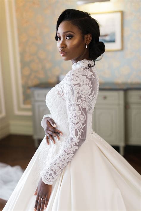 Brides — Elizabeth & Lace Bridal
