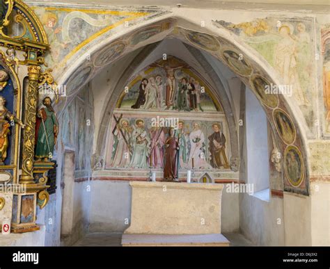 Los Tres Capilla Gótica De Mala Dreikirchen Literalmente Spa De Los