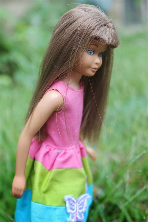 PLANET OF THE DOLLS Doll A Day Skipper Saturday Brunette Straight Leg Skipper