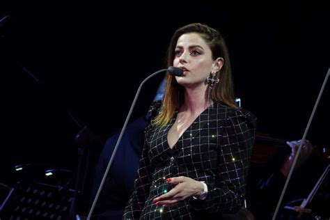 Il Testo Di Sinceramente La Canzone Di Annalisa Al Festival Di