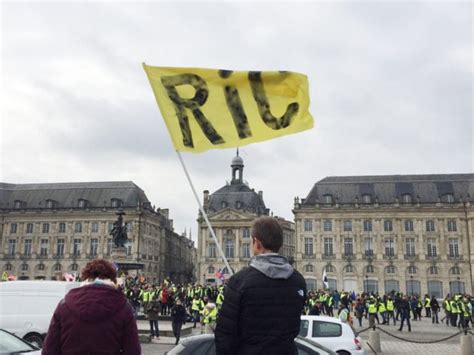 Les gilets jaunes de Gironde choisiront leurs revendications par un vote en ligne - Rue89Bordeaux