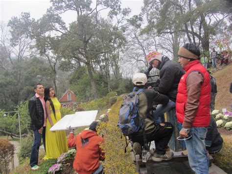 प्रकाश भट्टको निर्देशनमा नारायण ढकाल र सगुन शाहीको रोमान्स