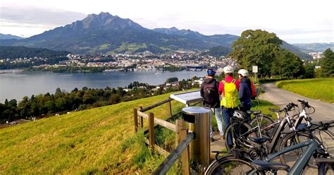 Wycieczka Rowerowa Swiss Army Knife Valley I Rejs Po Jeziorze Czterech