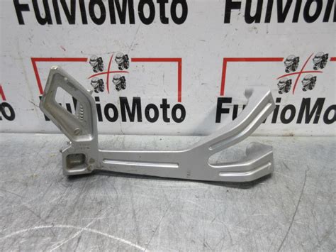 Platine repose pied Arrière Gauche YAMAHA YZF 125 2020