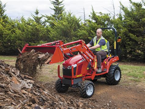 Massey Ferguson GC 1700 Series - AMAC SA