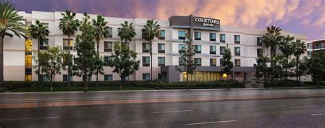 Courtyard Santa Ana Orange County, Orange County - HotelTonight