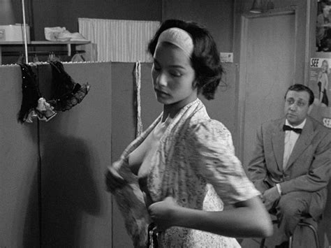 Naked Michèle Bailly in Two Men in Manhattan