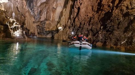 La Ville De Side Grotte D Alt Nbe Ik Maisons Boutonn Es Et Visite D