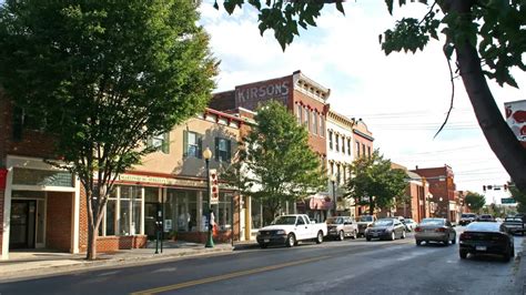 Weekend Wander: Discovering Martinsburg, Wv | QuartzMountain