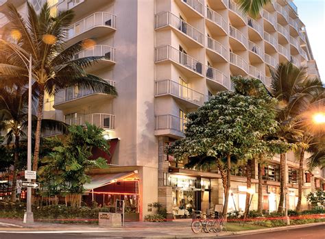 Club Wyndham at Waikiki Beach Walk | Go Hawaii