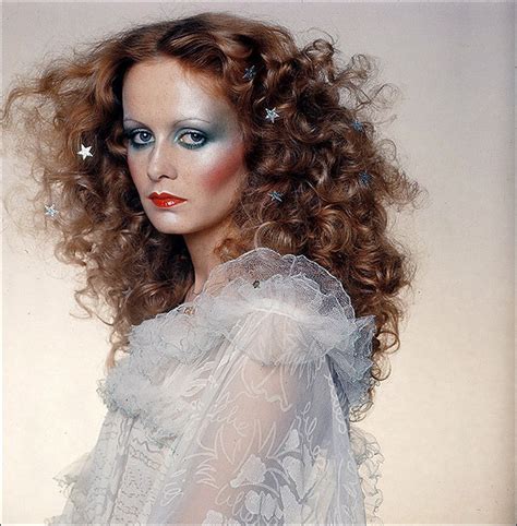 Twiggy By Barry Lategan 1974 Disco Makeup Beauty 70s Makeup