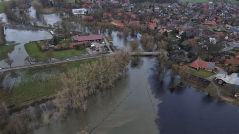 Hochwasser In Niedersachsen Bilder Vom 30 Dezember Ndr De