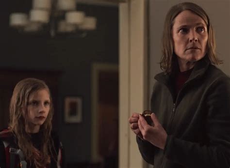 Sex Education Co Genitori E Figli Che Sembrano Parenti