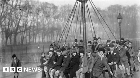 Witchs Hat Playground Ride Returns To Wicksteed Park Bbc News