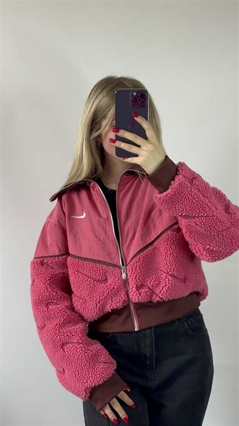 Жіноча тедді куртка, плюшева,пуховик від Nike,оригінал: 2 450 грн ...