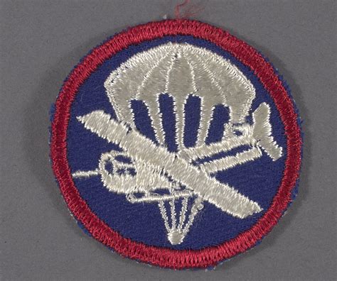 Insignia, Paratrooper/Glider, United States Army | National Air and ...