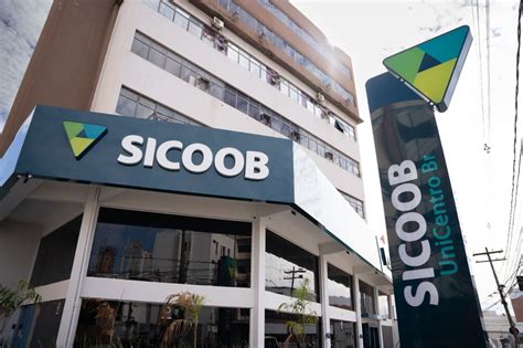 Sicoob Unicentro Br Celebra Resultado Financeiro De R Bilh Es Em