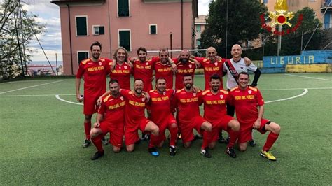 Torneo Di Calcio Interforze Vincono I Vigili Del Fuoco