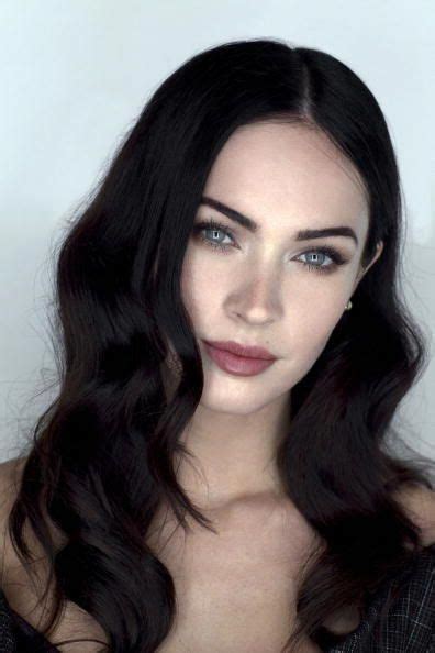 Makeup For Black Hair And Fair Skin Originalweddingmakeup Pale Skin