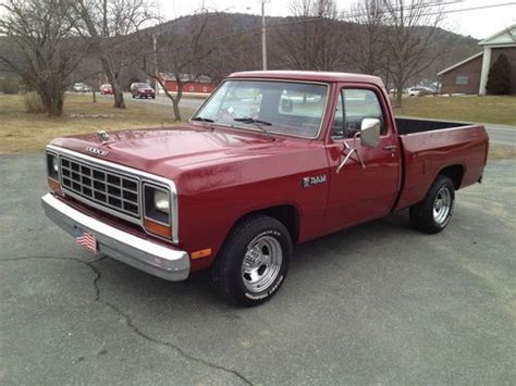 Sell Used 1983 Dodge D150 2wd Short Bed 6 Cyl Automatic Only 72000