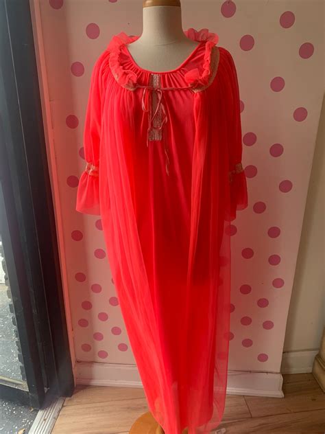 Vintage 1970 S Hot Coral Nylon Peignoir Nightgown And Robe Set Sheer Peignoir Union Made