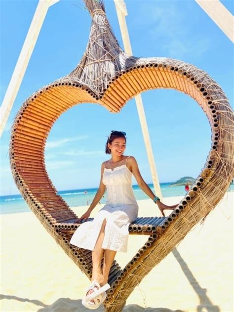 N Ho Ng I N Kinh Nguy N Th Oanh L C I U V I V Y Khi G I C M V I Bikini