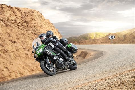 Versys 1000 SE 2021 Neu Mit Showa Skyhook Technologie