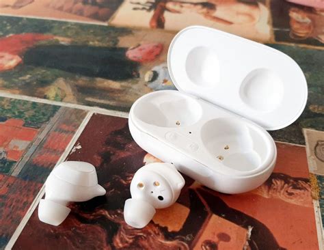Обзор Samsung Galaxy Buds+ (SM-R175): миниатюрные TWS-наушники с ...