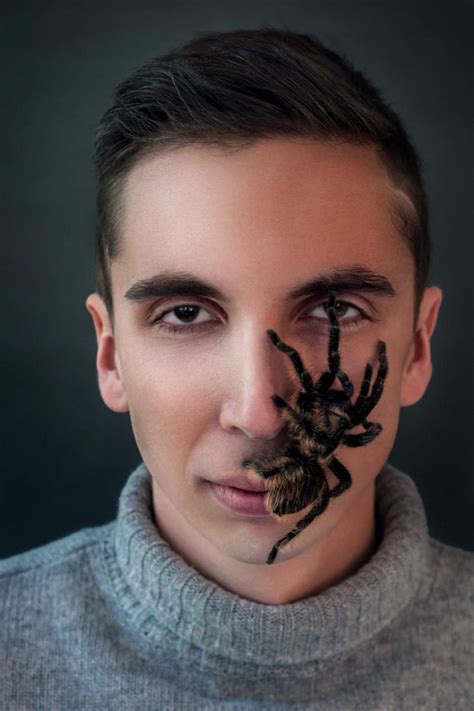 Паук на лице. Мужская фотосессия Okay Gesture