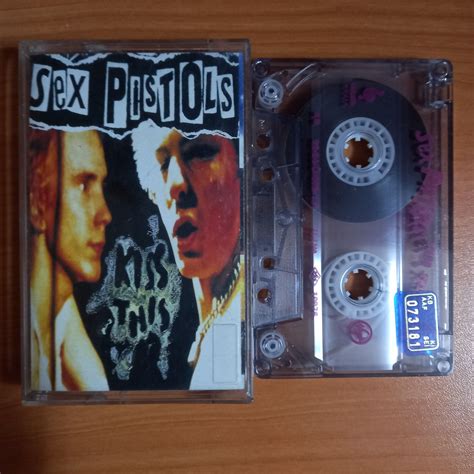 Sex Pistols Kiss This 1992 Kaset 2 El