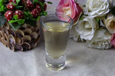 Настойка кумквата на водке (спирте, самогоне): простой рецепт