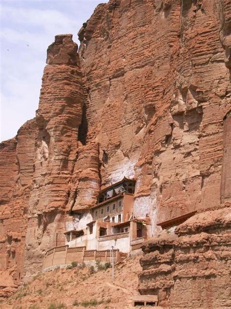 White Horse Temple (白马寺) – Haidong Shi, China - Atlas Obscura