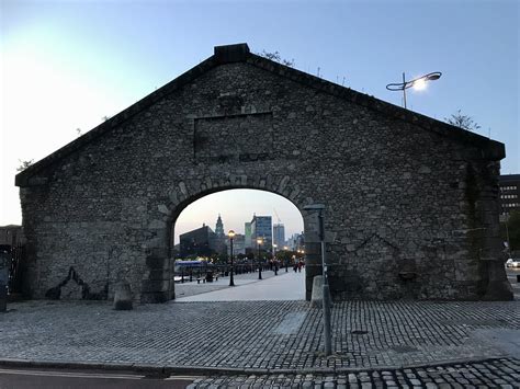 Peering At The Pier Head Liverpool 2020 Flikrman Gaz Flickr