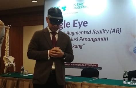 Eagle Eye Inovasi Augmented Reality Ar Dalam Operasi Tulang