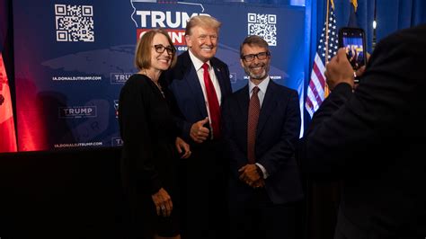 Trump and DeSantis Collide for First Time in Iowa, as Fortunes Diverge