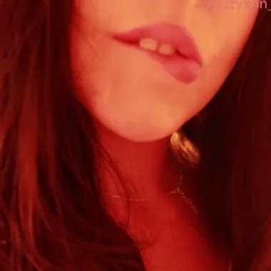 Risky Public Squirt En La Calle Pick Up Porn Feat Luzyann By FapHouse XHamster