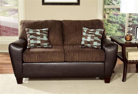 Two Tone Brown Contemporary Living Room W Cushioned Seats