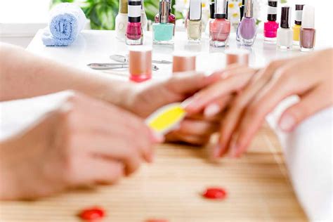 Les Grandes Tendances Ongles Que Vous Verrez Partout D S Le D But De L