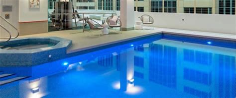 Family-Friendly Hotel Pools In Melbourne | TOT: HOT OR NOT