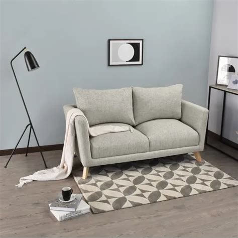 Sofá Montecarlo En Tela Patas Pino Color Nude MercadoLibre