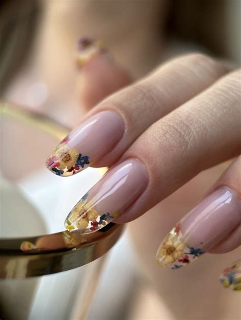 Eliza Korol Nail Look Eliza Kwiaty Na Paznokciach Floral Nails