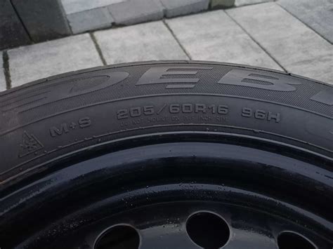 Koła FELGI 16 5x114 3 OPONY zimowe Dębica FrigoHP2 205 60 R16 Toyota