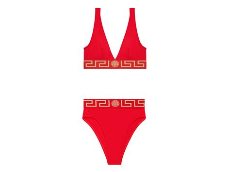 Costumi sgambati i bikini e gli interi più sexy dell estate