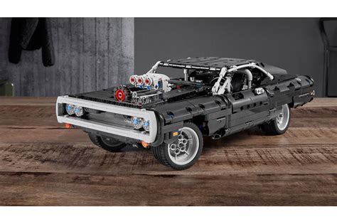 Dom Torettos Charger Lego Technic Meets Fast And Furious Auto